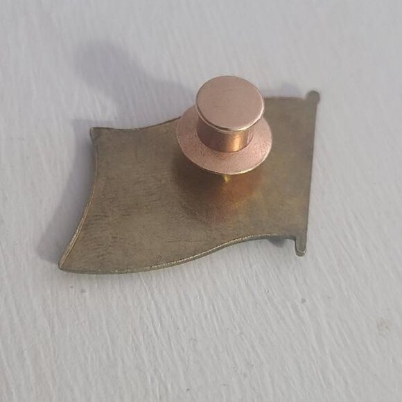 Republic Of Guatemala National Flag Vintage Lapel Pin - Picture 3 of 4